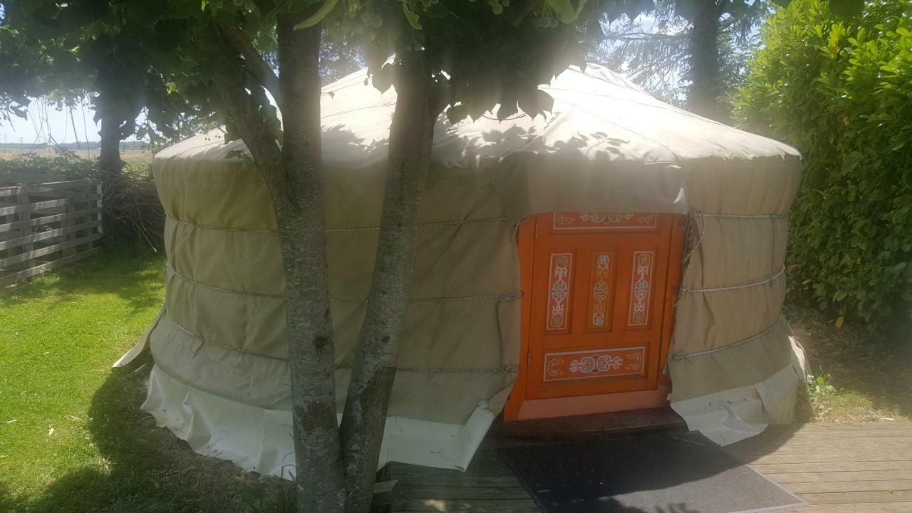 Yourte 4 Personnes Proche Provins Et Campsite Bannost